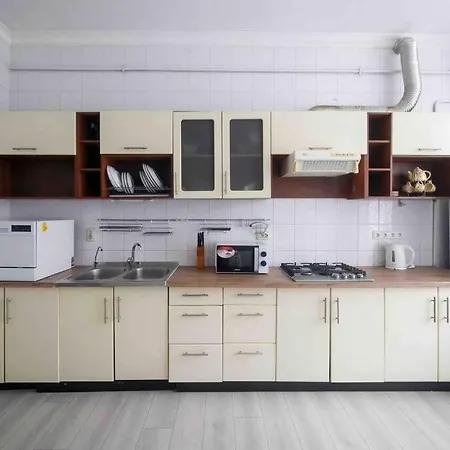 Apartments Chornovola,Lwów Zewnętrze zdjęcie